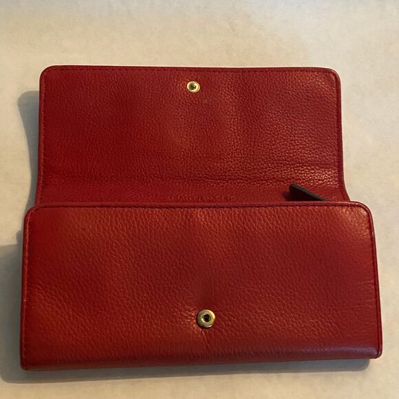 Michael Kors Wallet - Picture 8 of 10